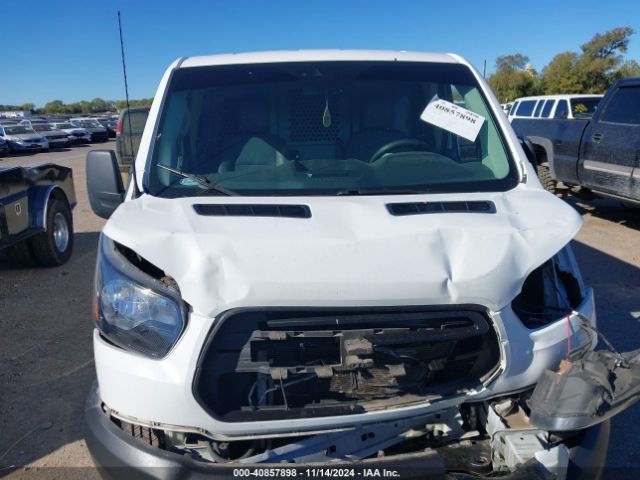 1FTYE9ZM3KKB17318 Ford Transit-150