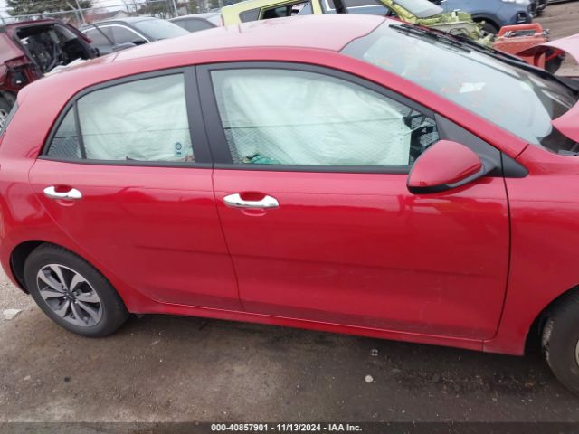 3KPA25AD5ME390071 KIA Rio 5-door S