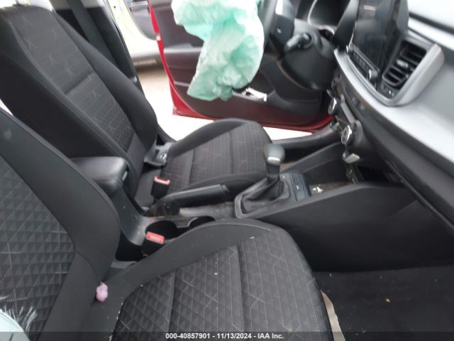 3KPA25AD5ME390071 KIA Rio 5-door S