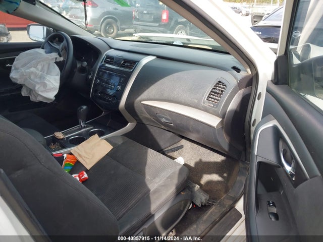 Nissan Altima 2.5 S 2015 1N4AL3AP4FC187393 Image 5
