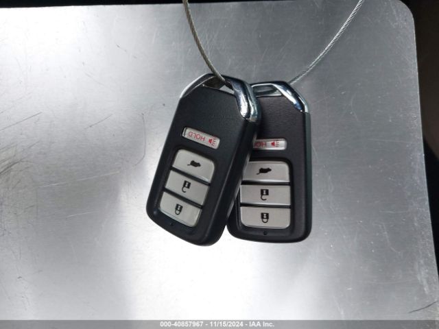 5FNYF6H17GB006990 Honda PILOT LX