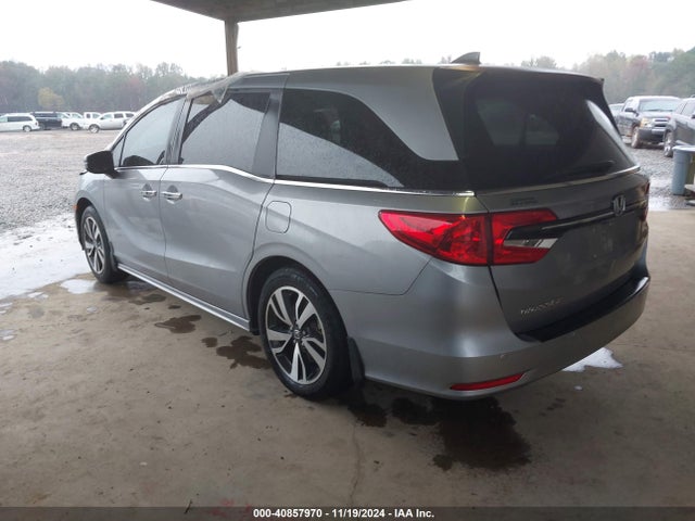 Honda Odyssey Touring 2022 5FNRL6H82NB060947 Image 3