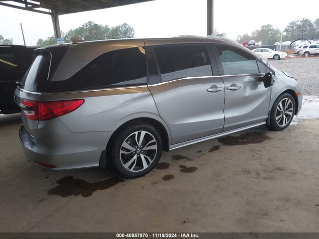 Honda Odyssey Touring 2022 5FNRL6H82NB060947 Image 4