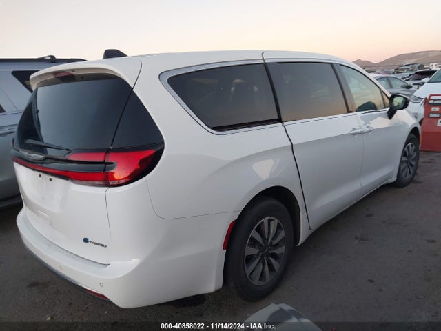 2C4RC1S75RR117929 Chrysler Pacifica Hybrid Select