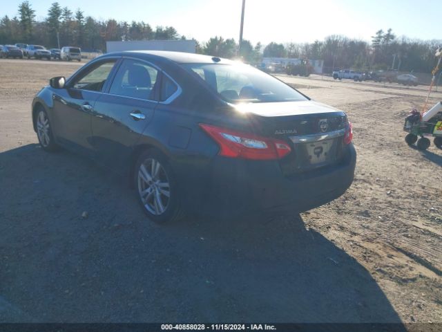 1N4BL3AP5HC165023 Nissan Altima 3.5 Sl