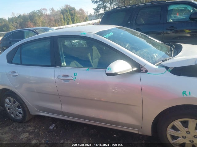 KIA RIO LX 2021 3KPA24AD4ME403628 Image 13