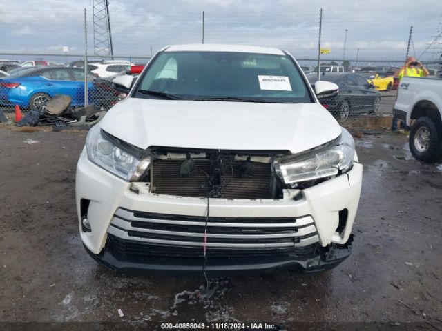 5TDZZRFH5KS365353 Toyota Highlander Le Plus