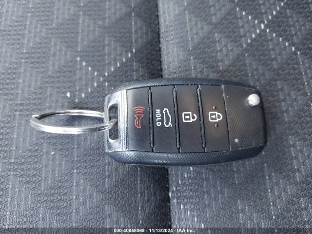 3KPA24AD0NE443917 KIA RIO S