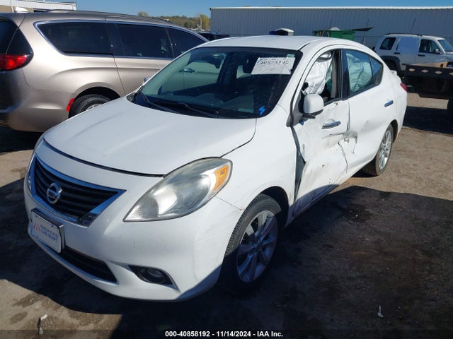 Nissan Versa 1.6 Sl 2014 3N1CN7AP6EL801922 Image 2