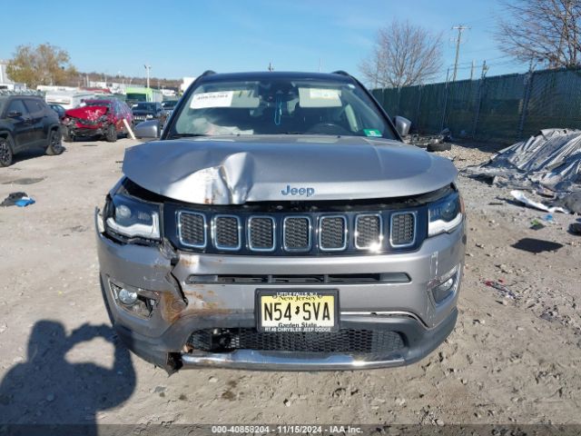 3C4NJDCB8JT246385 Jeep Compass Limited 4x4