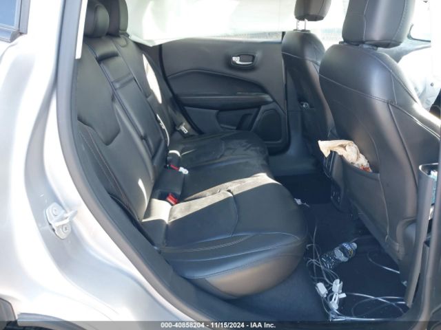 3C4NJDCB8JT246385 Jeep Compass Limited 4x4
