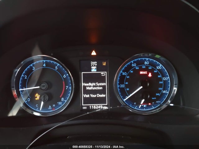 Toyota COROLLA SE 2018 5YFBURHE4JP771974 Image 7
