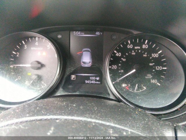 JN1BJ1CR9JW293744 Nissan Rogue Sport Sv