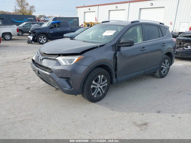 Toyota RAV4 LE 2016 JTMBFREV3GJ095836 Image 2