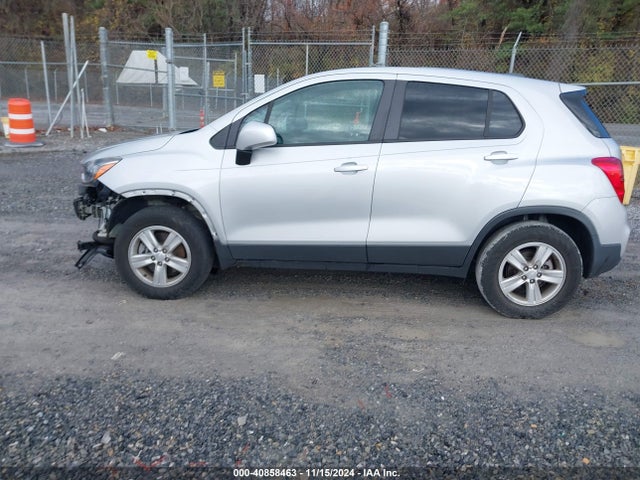 Chevrolet TRAX LS 2019 3GNCJNSB9KL384797 Image 14