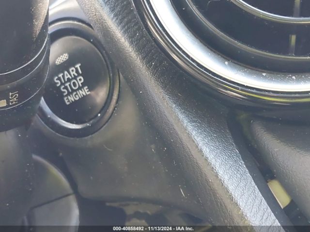 3MYDLBYV5HY181720 Toyota YARIS IA