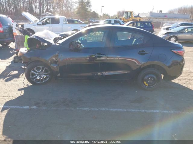 3MYDLBYV5HY181720 Toyota YARIS IA