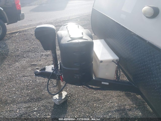 R-vision Trail-lite Crossover 2014 51V1P1B23EH851320 Image 10
