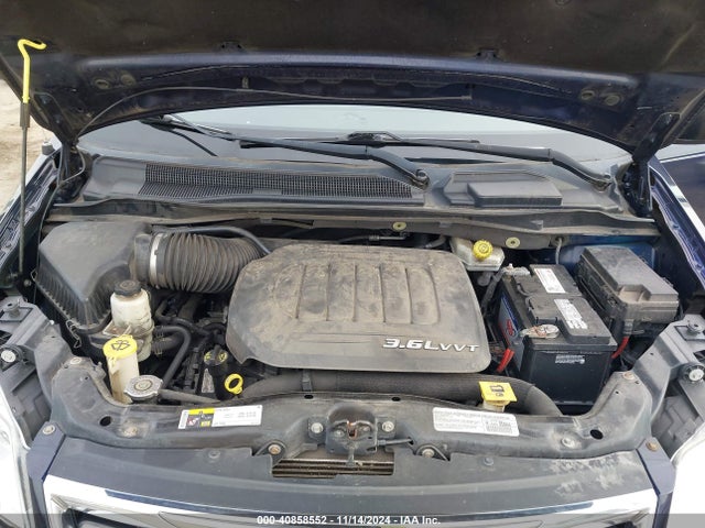2C4RC1BG1ER442779 Chrysler Town & Country Touring