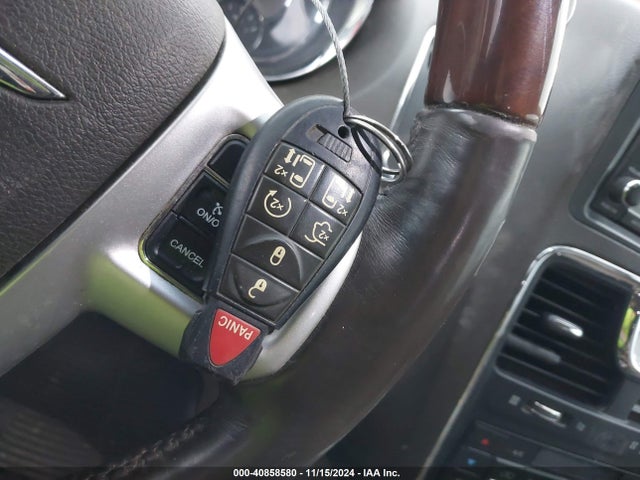2C4RC1GG6FR711269 Chrysler Town & Country Limited Platinum