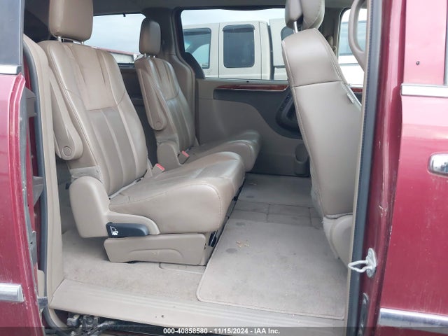 2C4RC1GG6FR711269 Chrysler Town & Country Limited Platinum