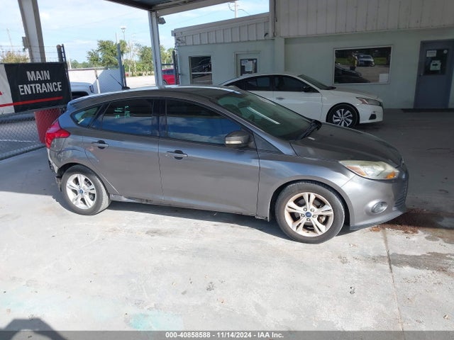 Ford FOCUS SE 2014 1FADP3K20EL153339 Image 13