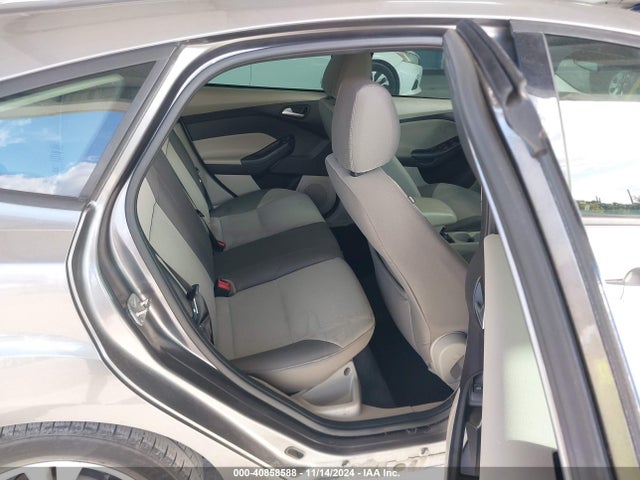 Ford FOCUS SE 2014 1FADP3K20EL153339 Image 8