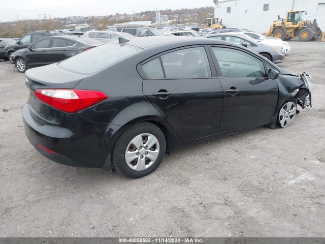 KIA FORTE LX 2016 KNAFK4A6XG5540111 Image 4