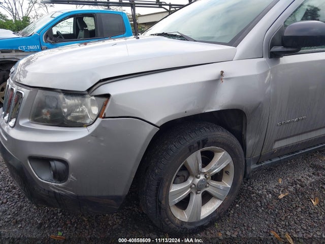 1C4NJCBA7GD641272 Jeep Compass Sport