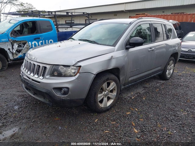 1C4NJCBA7GD641272 Jeep Compass Sport