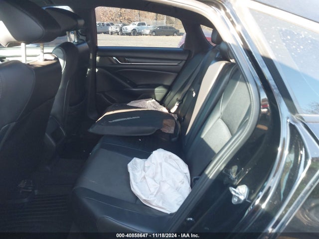 1HGCV1F32JA268888 Honda Accord Sport