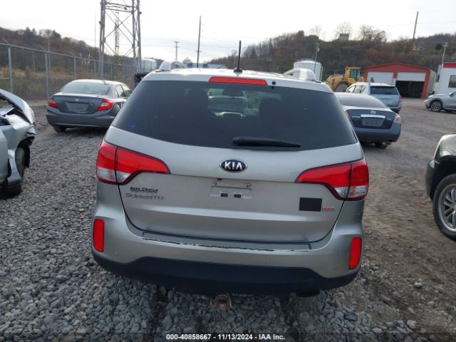5XYKTCA68EG535485 KIA SORENTO LX