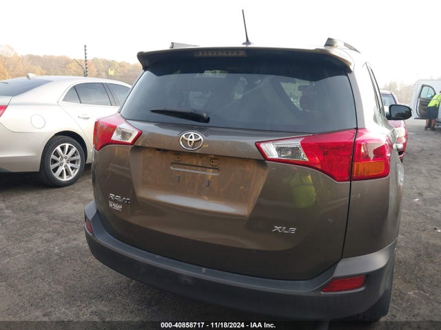 Toyota Rav4 Xle 2015 JTMWFREV4FD079630 Image 16