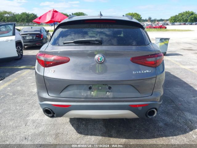 ZASFAKPN1J7B63535 Alfa Romeo Stelvio Sport Awd