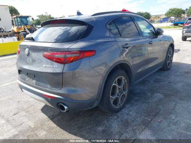 ZASFAKPN1J7B63535 Alfa Romeo Stelvio Sport Awd