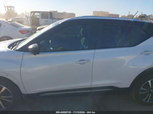 3N1CP5CU0KL492736 Nissan KICKS SR