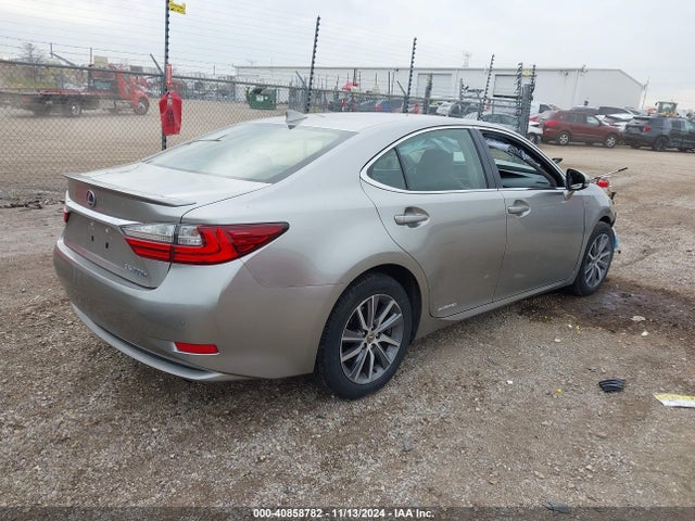 JTHBW1GG1H2133896 Lexus ES 300H