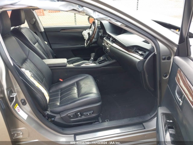 JTHBW1GG1H2133896 Lexus ES 300H