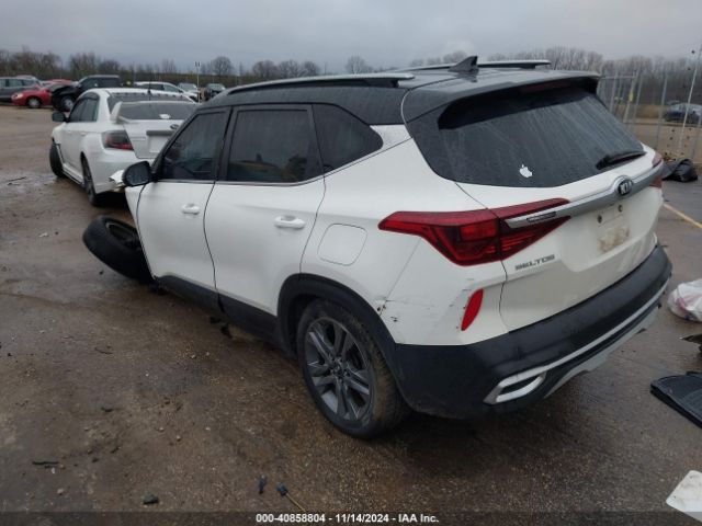 KNDEU2AA3M7115699 KIA SELTOS S