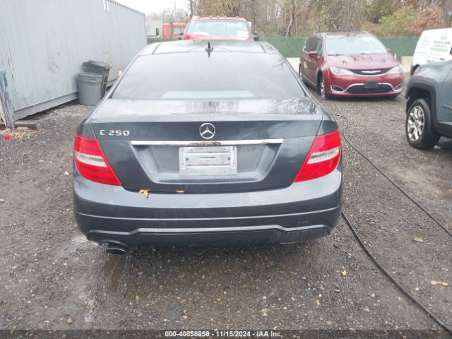 WDDGJ4HB3FG417305 Mercedes-Benz C 250