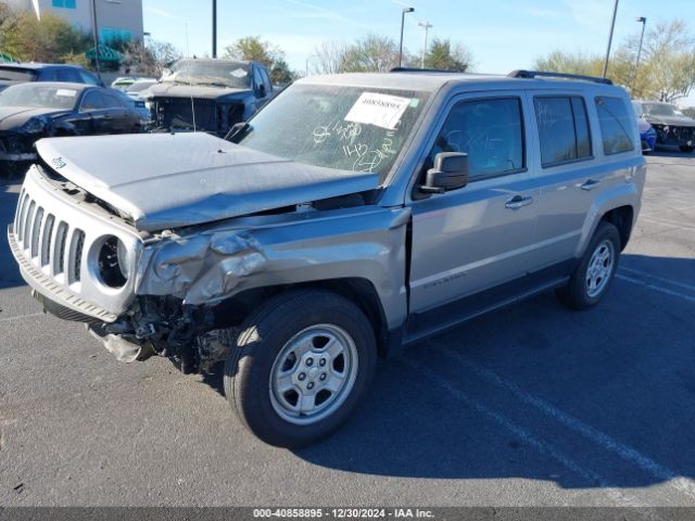 1C4NJPBB8FD334935 Jeep Patriot Sport