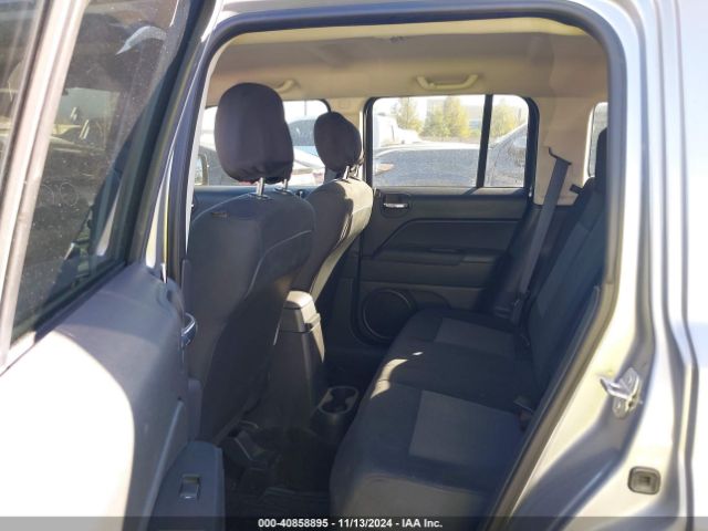 1C4NJPBB8FD334935 Jeep Patriot Sport