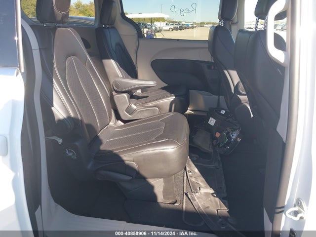 Chrysler Pacifica Touring L 2024 2C4RC1BG3RR149469 Image 8
