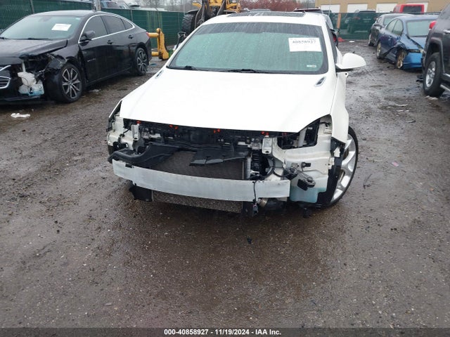 2G4GT5GX3E9229576 Buick REGAL GS