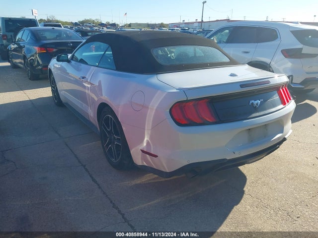 Ford Mustang Ecoboost Premium 2022 1FATP8UH3N5118700 Image 3