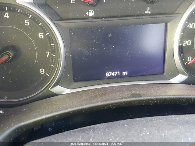 3GNAXKEV5KS584527 Chevrolet EQUINOX LT