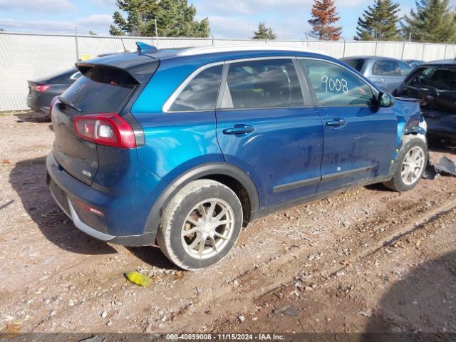 KNDCB3LC5H5063690 KIA NIRO LX