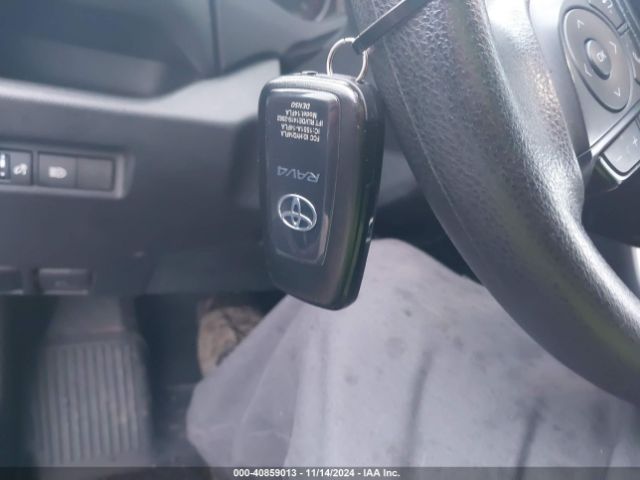 2T3P1RFV3NC268046 Toyota Rav4 Xle