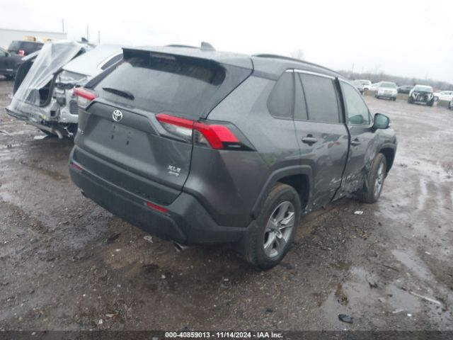 2T3P1RFV3NC268046 Toyota Rav4 Xle