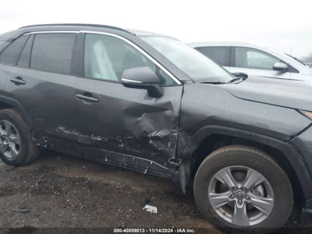 2T3P1RFV3NC268046 Toyota Rav4 Xle